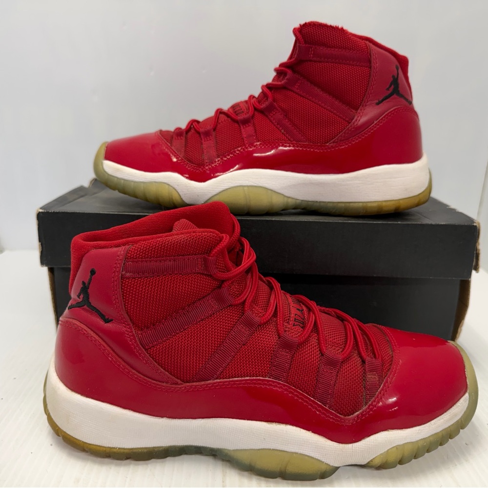 Jordan 11 Retro Win Like 96 (GS) Kids Sneakers Size 6.5Y 378038-623